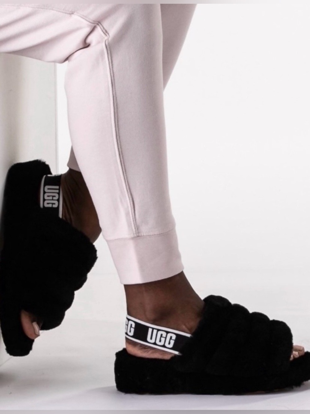 UGG Fluff Yeah Slide in Black - Picture 2 of 6